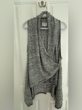 Olive & Oak Gray Draped Knit Sleeveless Sweater Women's Size SM